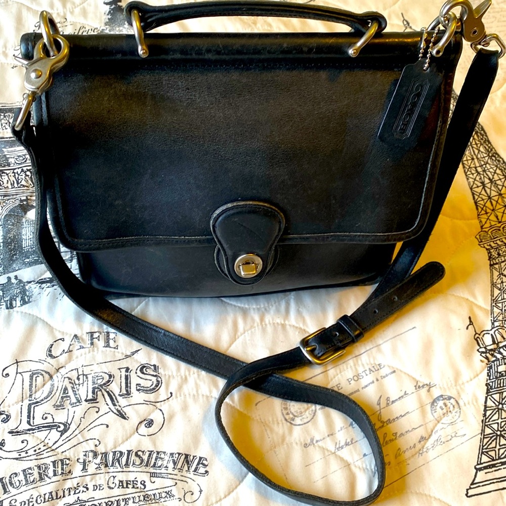 Vintage Coach Navy Willis Bag 9927